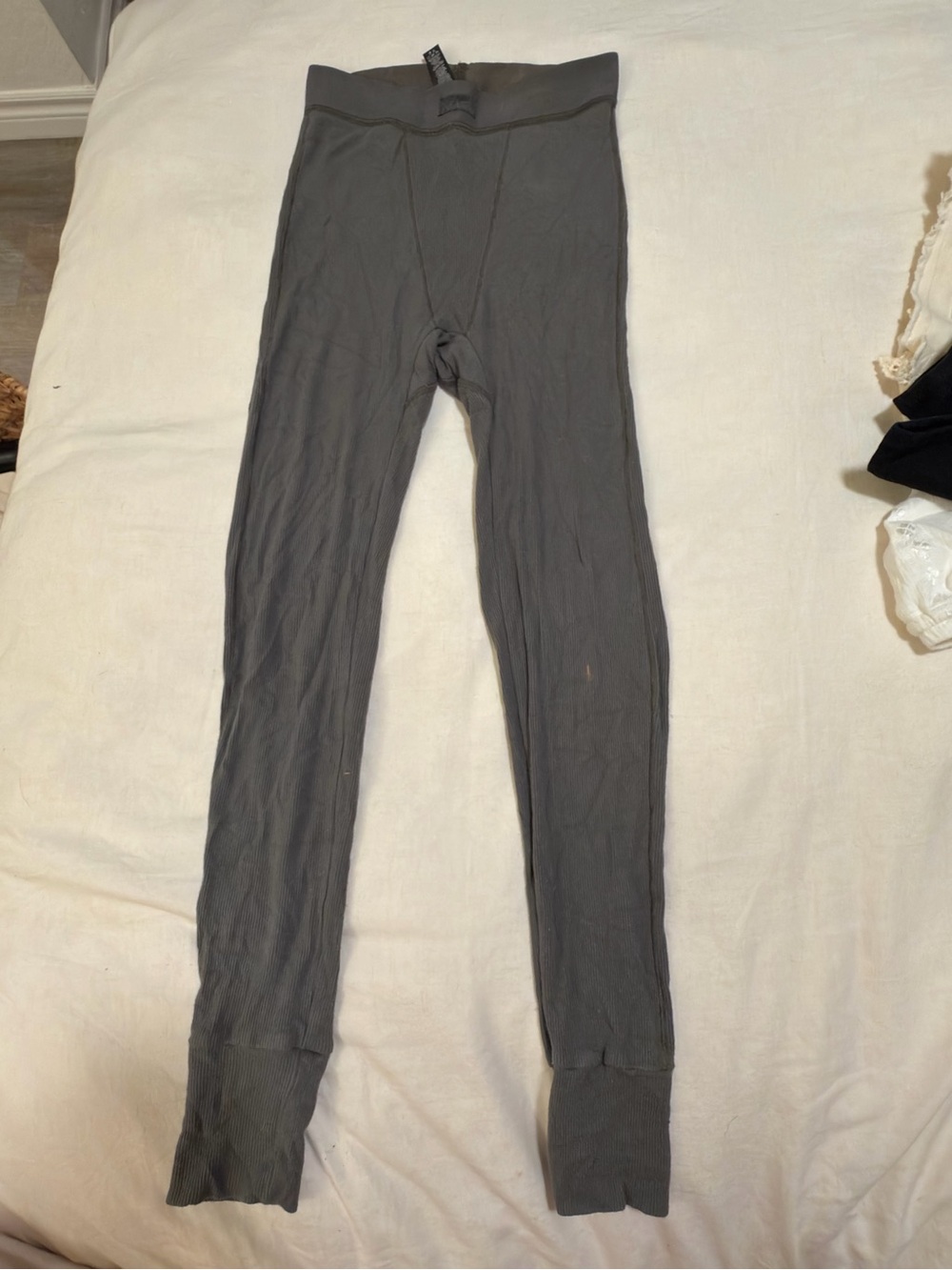 Skims long ribbed leggings